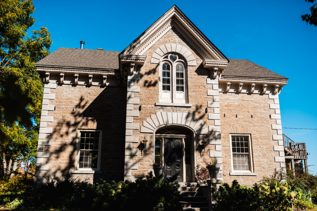 Strathmere Farmhouse Ottawa